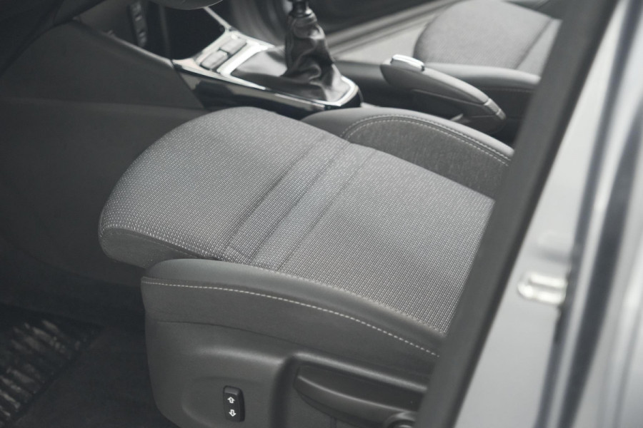 Opel Crossland Turbo 110 Elegance | Camera | Navigatie | Parkeersensoren | Apple Carplay