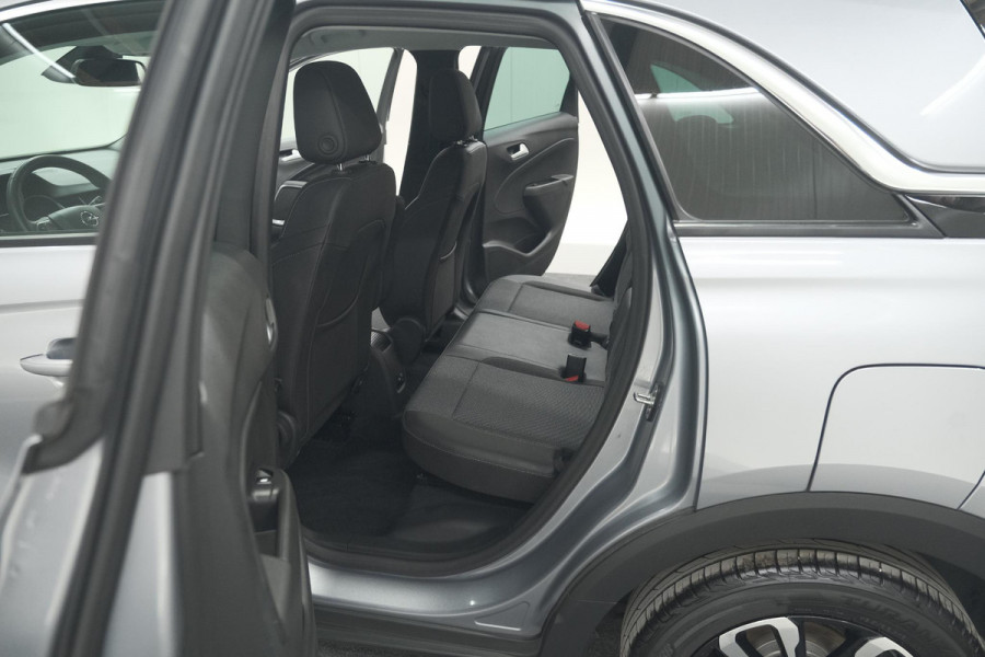 Opel Crossland Turbo 110 Elegance | Camera | Navigatie | Parkeersensoren | Apple Carplay