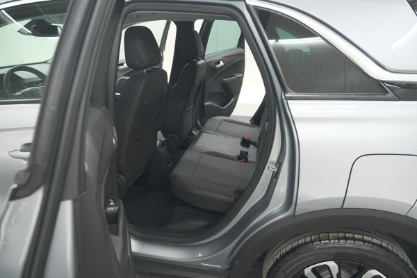 Opel Crossland Turbo 110 Elegance | Camera | Navigatie | Parkeersensoren | Apple Carplay