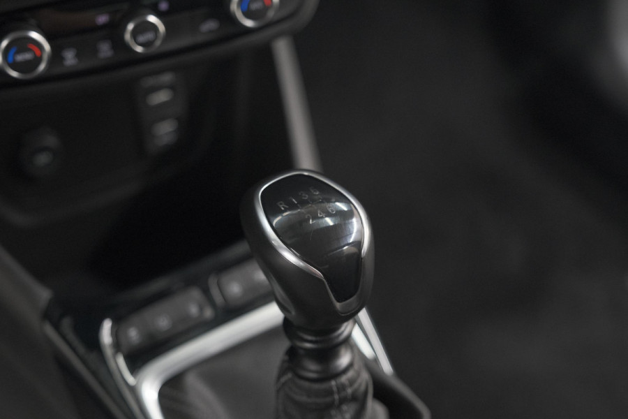 Opel Crossland Turbo 110 Elegance | Camera | Navigatie | Parkeersensoren | Apple Carplay