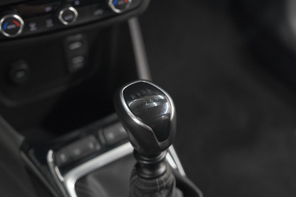 Opel Crossland Turbo 110 Elegance | Camera | Navigatie | Parkeersensoren | Apple Carplay