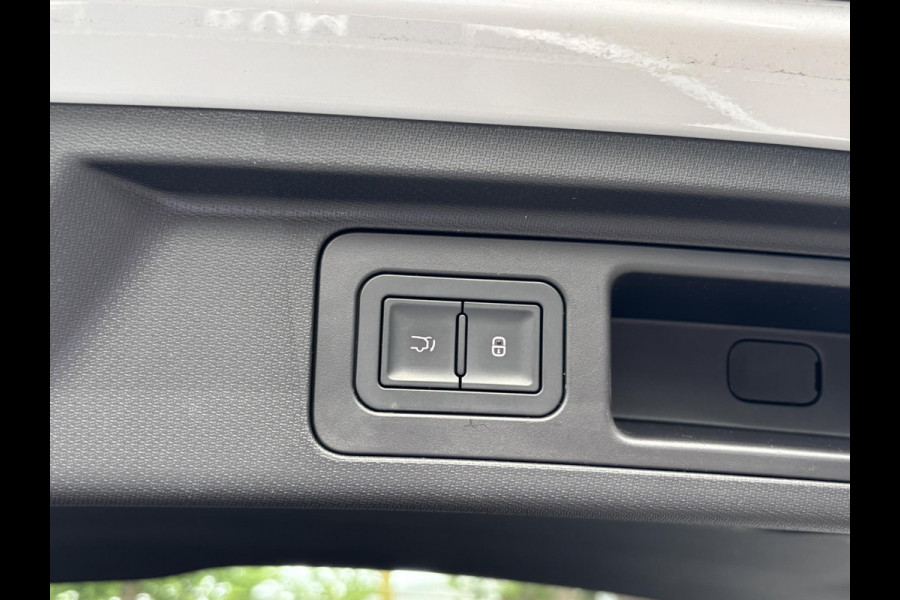 BYD ATTO 3 Design COMPLETE AUTO | RIJKLAAR INCL. FABR. GARANTIE T/M 2029 | AANDRIJFLIJN EN ACCU ZELFS T/M 2031