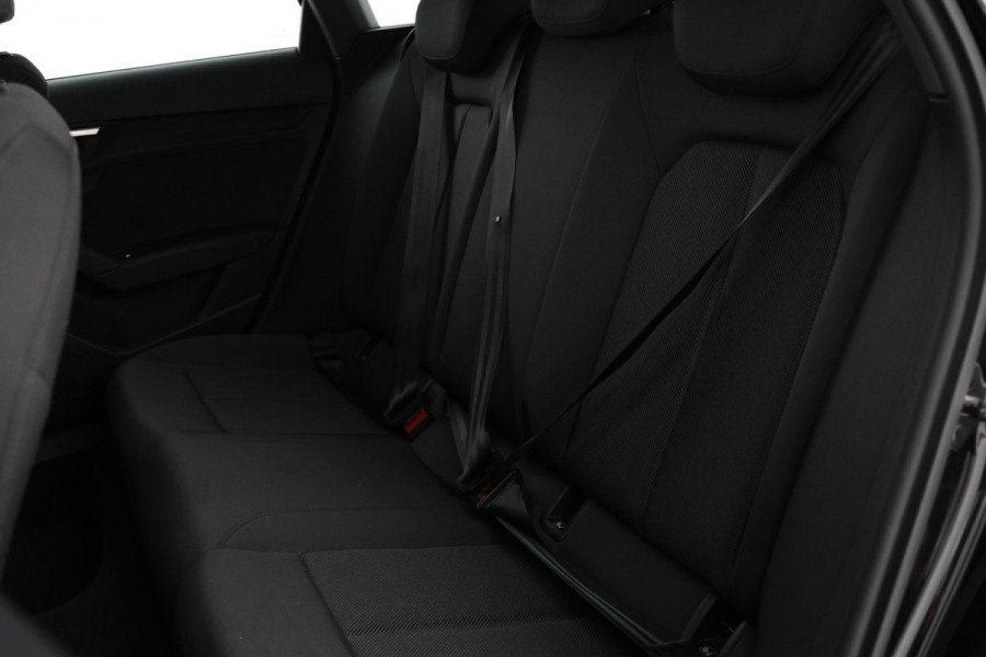 Audi A3 Sportback 30 TDI Pro Line Navigatie, Cruise Control, LM Velgen, PDC