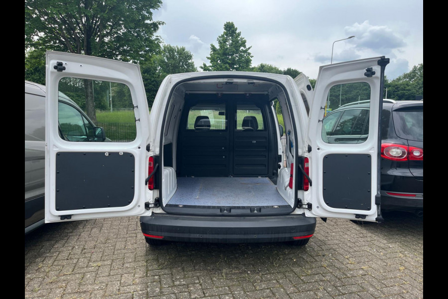 Volkswagen Caddy 2.0 TDI 102 Pk - DSG Automaat - PDC