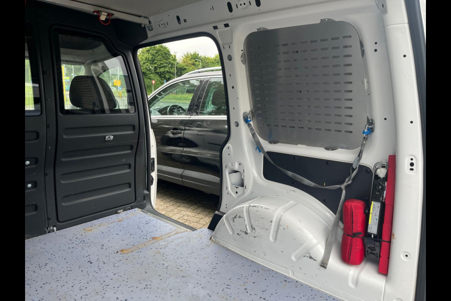Volkswagen Caddy 2.0 TDI 102 Pk - DSG Automaat - PDC