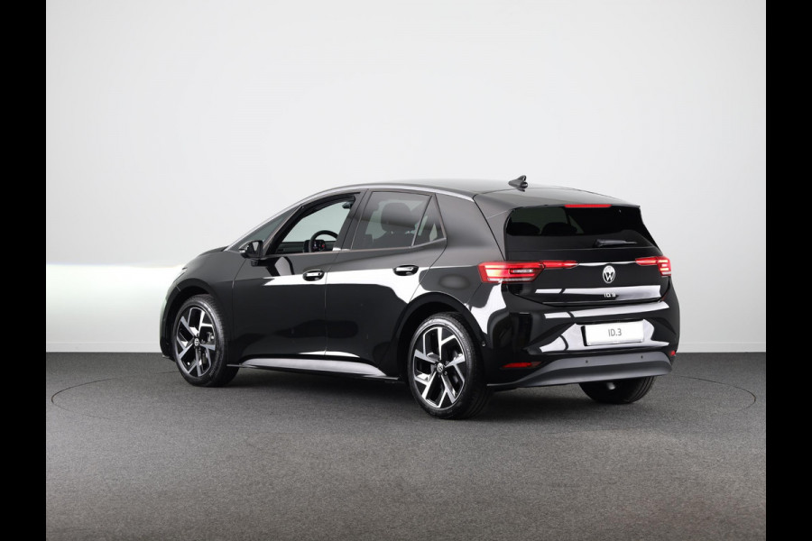 Volkswagen ID.3 Pro Business 59 kWh | Navigatie | Parkeersensoren | Achteruitrijcamera | Adaptieve cruise control | Stoelverwarming |