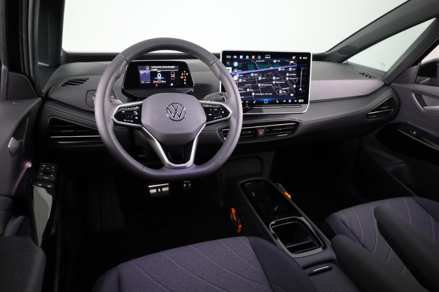 Volkswagen ID.3 Pro Business 59 kWh | Navigatie | Parkeersensoren | Achteruitrijcamera | Adaptieve cruise control | Stoelverwarming |