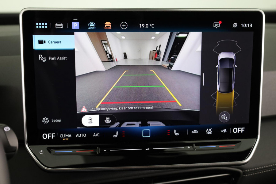 Volkswagen ID.3 Pro Business 59 kWh | Navigatie | Parkeersensoren | Achteruitrijcamera | Adaptieve cruise control | Stoelverwarming |