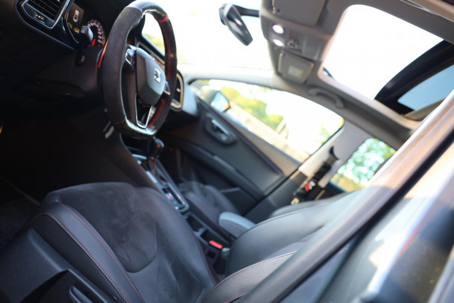 Seat Leon 1.4 EcoTSI FR Business / AUT / Open Panoramadak / Camera / Navi / Cruise Control / Led / Pdc / Allu Velgen / Nette Staat