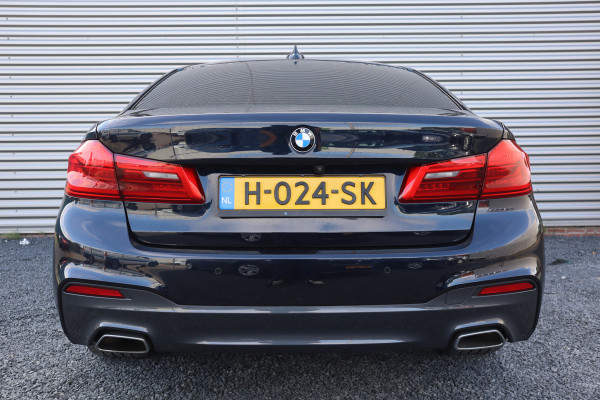 BMW 5 Serie 520i M-Sport High Executive Harman Kardon / Leder Dashboard / Camera / 19inch