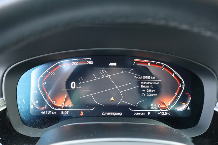 BMW 5 Serie 520i M-Sport High Executive Harman Kardon / Leder Dashboard / Camera / 19inch