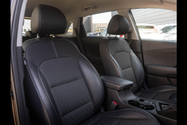 Kia Niro 1.6 GDi Hybrid DynamicPlusLine | Navigatie | Stoel en stuurverwarming |
