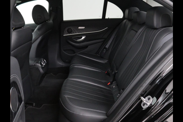 Mercedes-Benz E-Klasse 300de Luxury | Nappaleder | Luchtvering | Adaptive cruise | Carplay | 360 camera | Stoel & achterbankverwarming | Sfeerverlichting | DAB | Navigatie | Widescreen