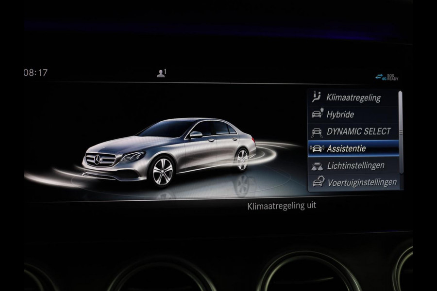 Mercedes-Benz E-Klasse 300de Luxury | Nappaleder | Luchtvering | Adaptive cruise | Carplay | 360 camera | Stoel & achterbankverwarming | Sfeerverlichting | DAB | Navigatie | Widescreen