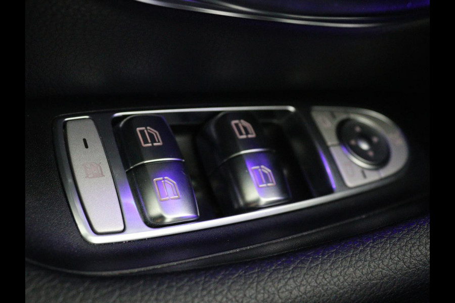 Mercedes-Benz E-Klasse 300de Luxury | Nappaleder | Luchtvering | Adaptive cruise | Carplay | 360 camera | Stoel & achterbankverwarming | Sfeerverlichting | DAB | Navigatie | Widescreen