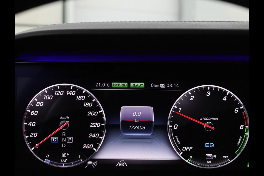 Mercedes-Benz E-Klasse 300de Luxury | Nappaleder | Luchtvering | Adaptive cruise | Carplay | 360 camera | Stoel & achterbankverwarming | Sfeerverlichting | DAB | Navigatie | Widescreen