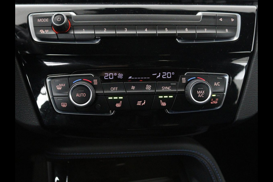 BMW X1 sDrive18i M Sport | Stoelverwarming | Head-Up | Sportstoelen | Full LED | Alcantara | Navigatie | Park Assist | Climate control
