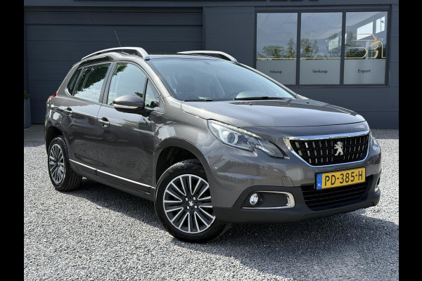 Peugeot 2008 1.2 PureTech Blue Lion Navi,Pano,Trekhaak,110pk,Airco,Cruise,Pdc,Dealer Onderhouden,Lmv,Nieuwe Apk bij Aflevering
