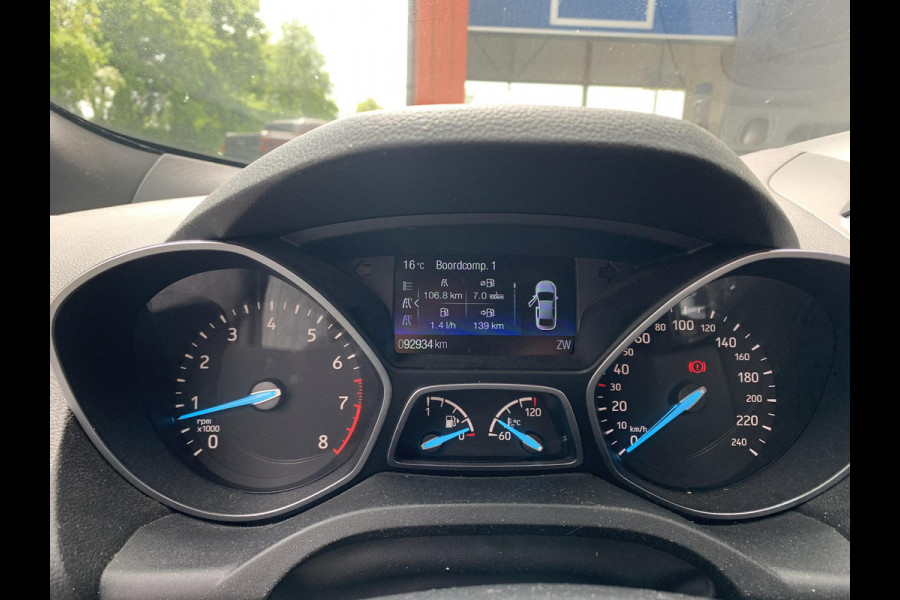Ford Kuga 1.5 EcoBoost ST Line Fotoreportage Volgt! | Trekhaak 2000KG | Winterpack | Climate Control | Navigatie |