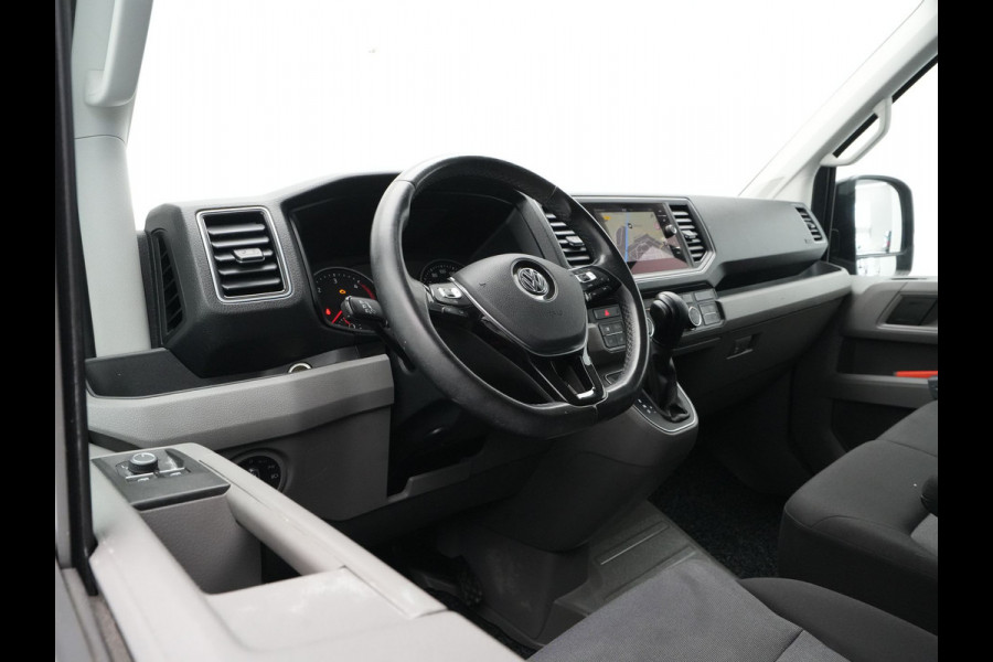Volkswagen Crafter 35 2.0 TDI 177pk DSG L3H2 Highline Navigatie Camera Stuur- en Stoelverwarming