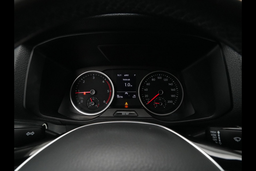 Volkswagen Crafter 35 2.0 TDI 177pk DSG L3H2 Highline Navigatie Camera Stuur- en Stoelverwarming
