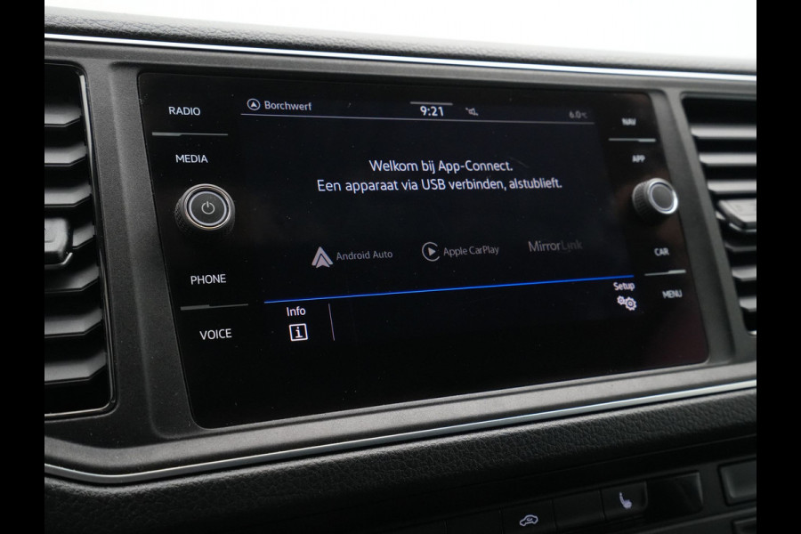 Volkswagen Crafter 35 2.0 TDI 177pk DSG L3H2 Highline Navigatie Camera Stuur- en Stoelverwarming