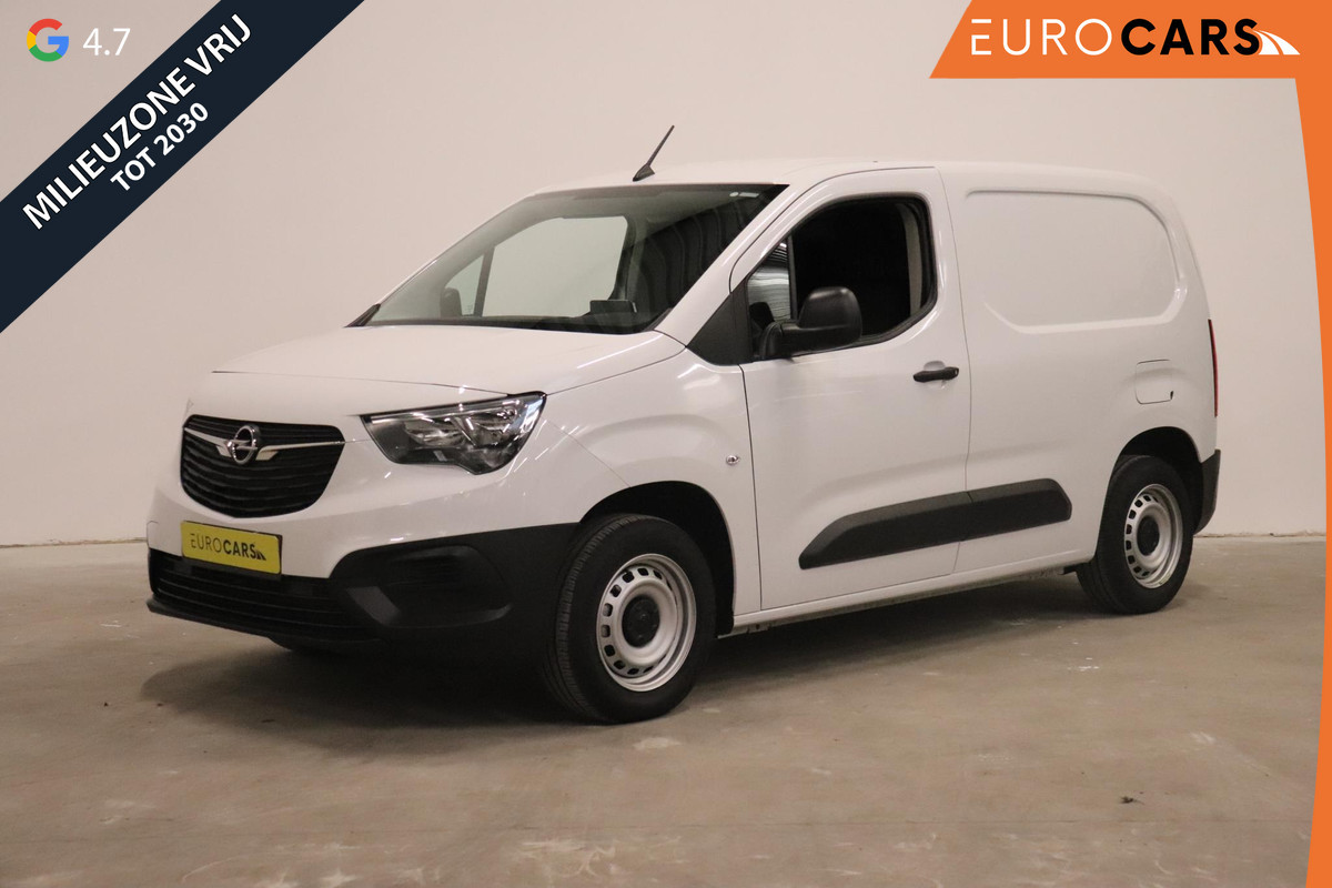 Opel Combo 1.5D 102pk L1H1 3-zits Navigatie Trekhaak Airco Parkeer sensoren Betimmering Opel Combo 1.5D 102pk L1H1 3-zits Navigatie Trekhaak Airco Parkeer sensoren Betimmering