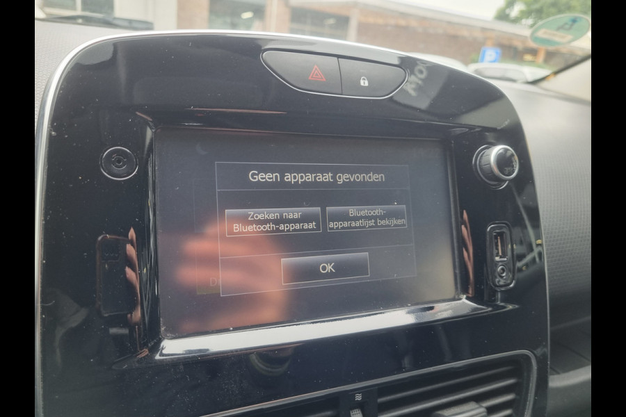 Renault Clio Estate 0.9 TCe Limited AIRCO / NAVI / CRUISE