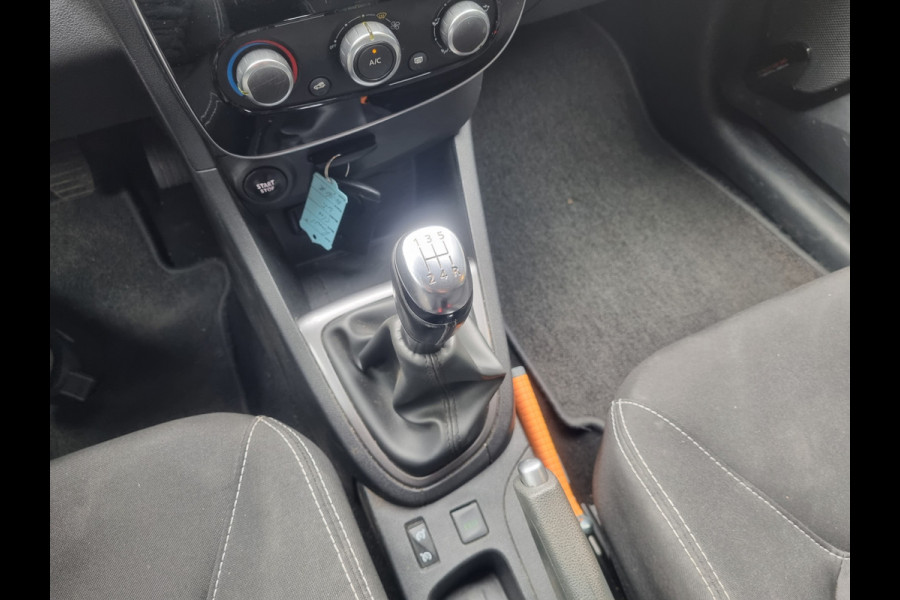 Renault Clio Estate 0.9 TCe Limited AIRCO / NAVI / CRUISE