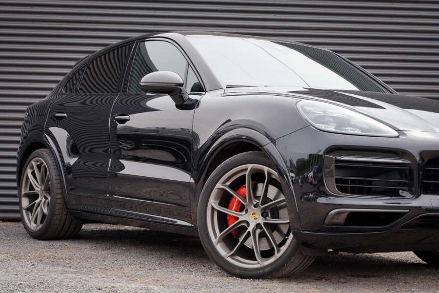 Porsche Cayenne Coupé 2.9 S / Sport Design Carbon / Pepita / Trekhaak