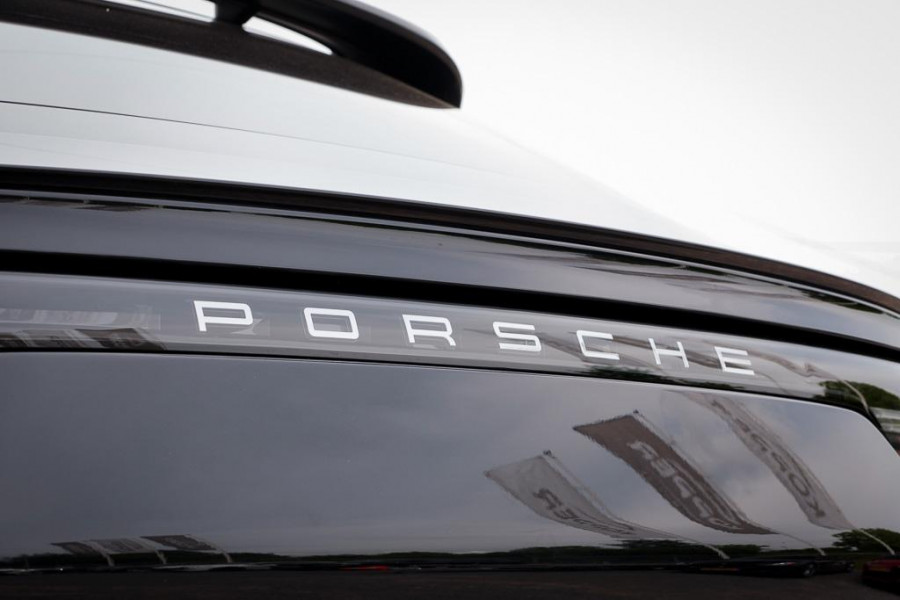 Porsche Cayenne Coupé 2.9 S / Sport Design Carbon / Pepita / Trekhaak