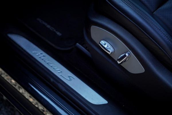 Porsche Macan 3.0 S / Pano / Carplay / Stoelverwarming