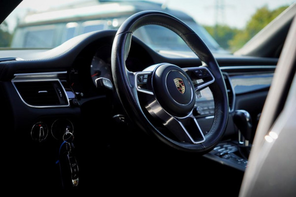 Porsche Macan 3.0 S / Pano / Carplay / Stoelverwarming