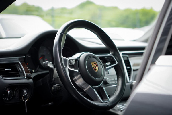 Porsche Macan 3.0 S / Pano / Carplay / Stoelverwarming