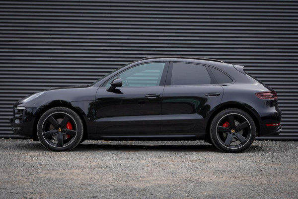 Porsche Macan 3.0 GTS / Pano / Leder / Luchtvering / NL Auto / 21''
