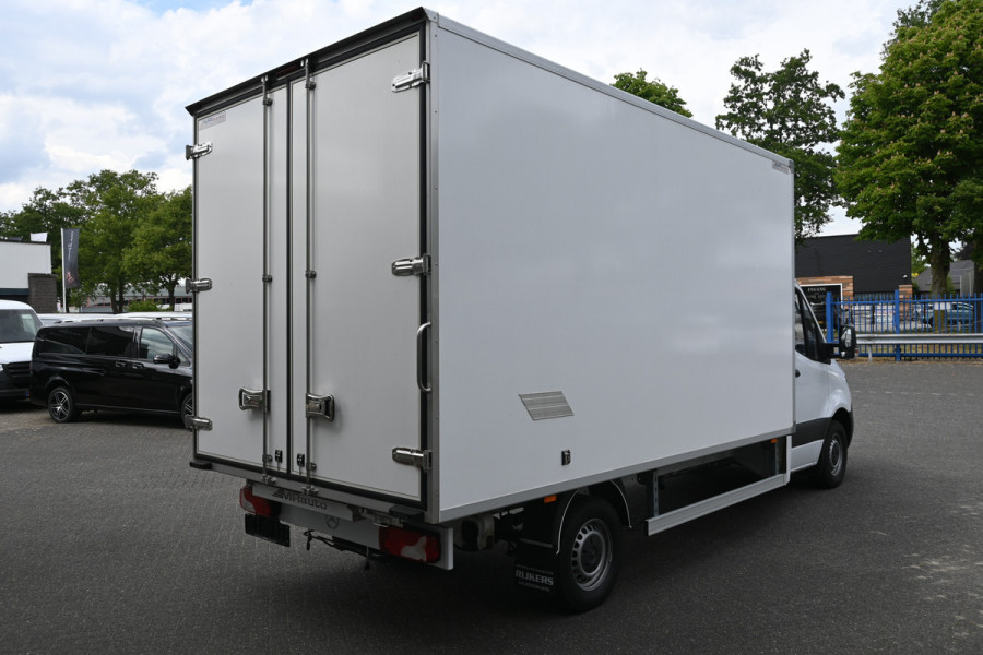 Mercedes-Benz Sprinter 315 CDI L3 RWD MBUX navigatie, Gesloten laadbak, Meubelbak