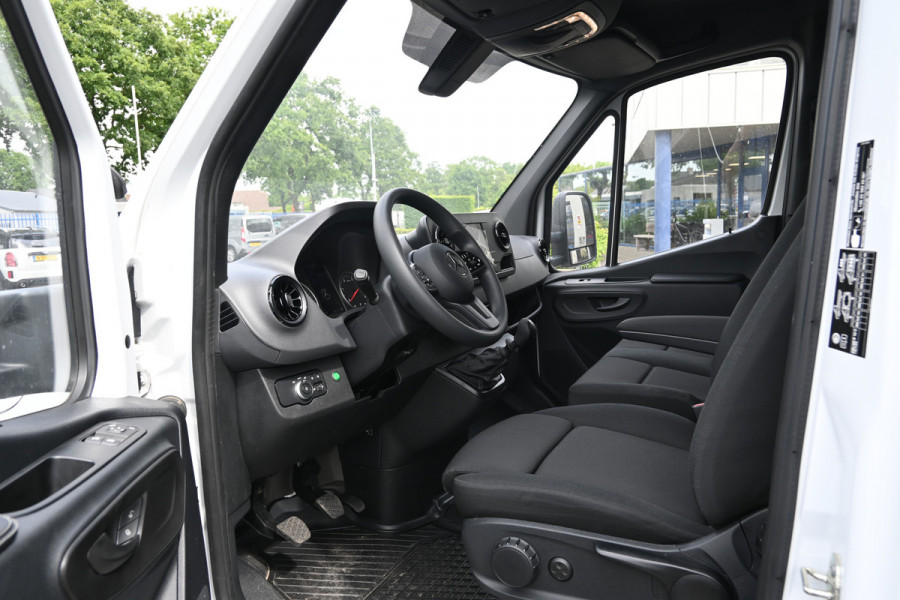 Mercedes-Benz Sprinter 315 CDI L3 RWD MBUX navigatie, Gesloten laadbak, Meubelbak