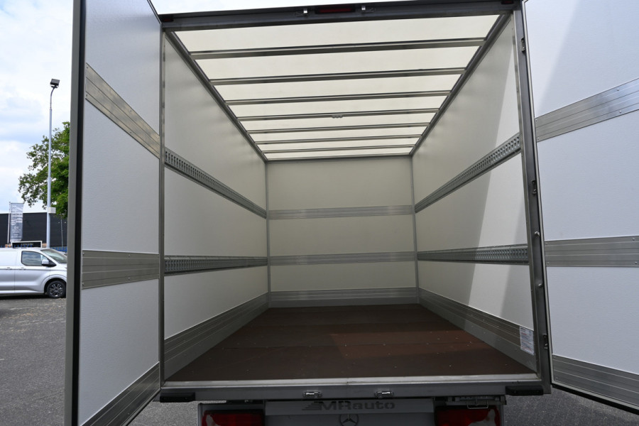 Mercedes-Benz Sprinter 315 CDI L3 RWD MBUX navigatie, Gesloten laadbak, Meubelbak