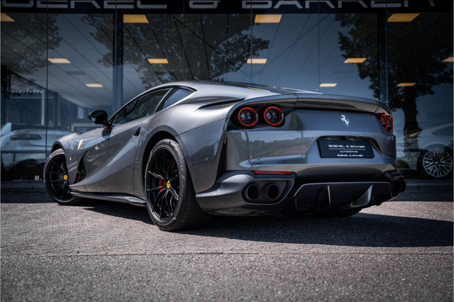 Ferrari 812 6.5 V12 Superfast HELE - Daytona Seats - Carbon - Lift - Pass. Display