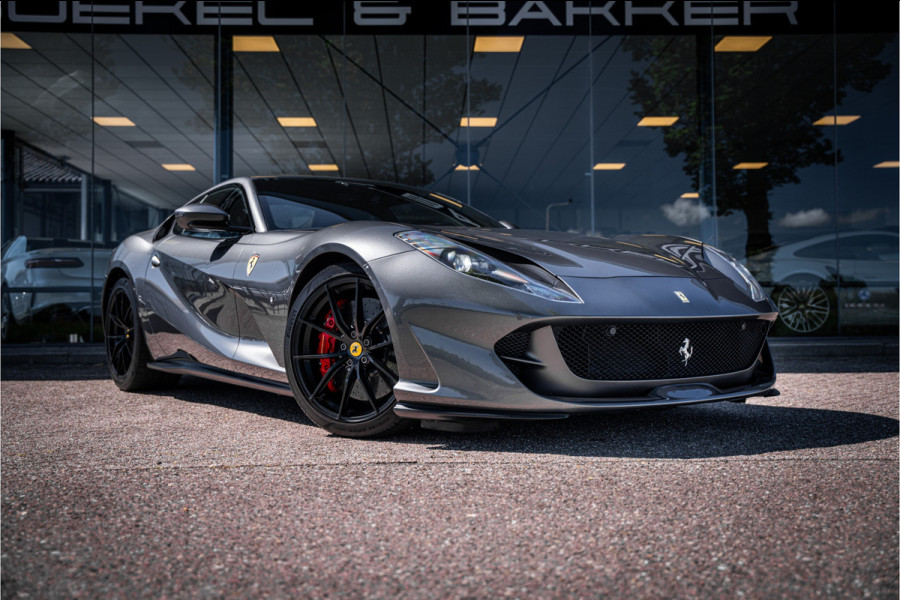 Ferrari 812 6.5 V12 Superfast HELE - Daytona Seats - Carbon - Lift - Pass. Display