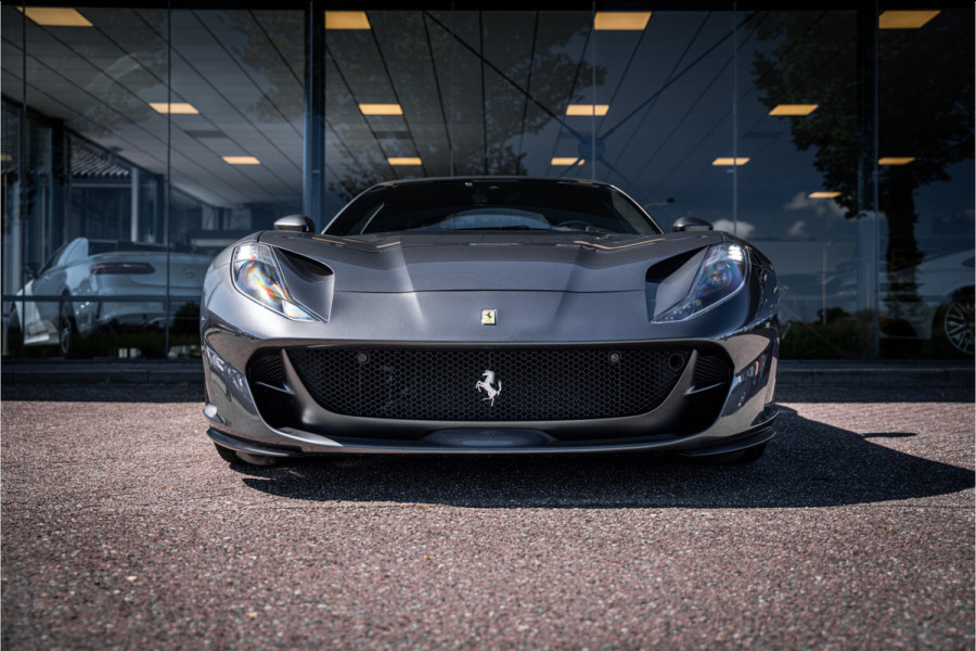 Ferrari 812 6.5 V12 Superfast HELE - Daytona Seats - Carbon - Lift - Pass. Display