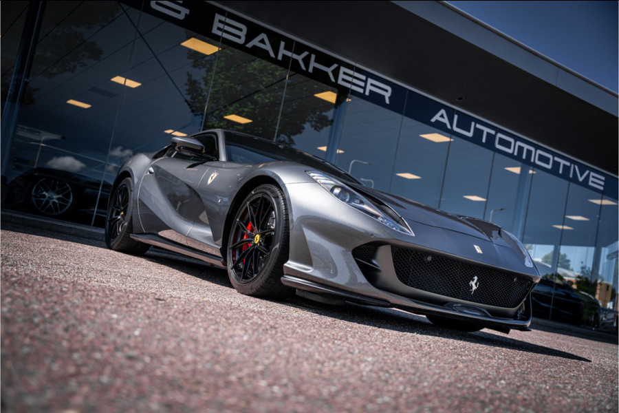 Ferrari 812 6.5 V12 Superfast HELE - Daytona Seats - Carbon - Lift - Pass. Display