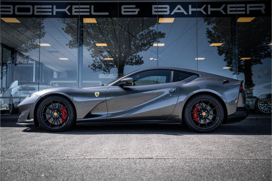Ferrari 812 6.5 V12 Superfast HELE - Daytona Seats - Carbon - Lift - Pass. Display