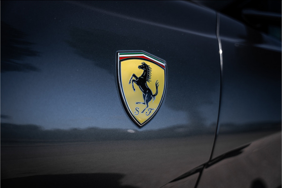 Ferrari 812 6.5 V12 Superfast HELE - Daytona Seats - Carbon - Lift - Pass. Display