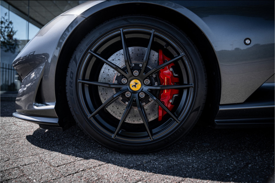 Ferrari 812 6.5 V12 Superfast HELE - Daytona Seats - Carbon - Lift - Pass. Display