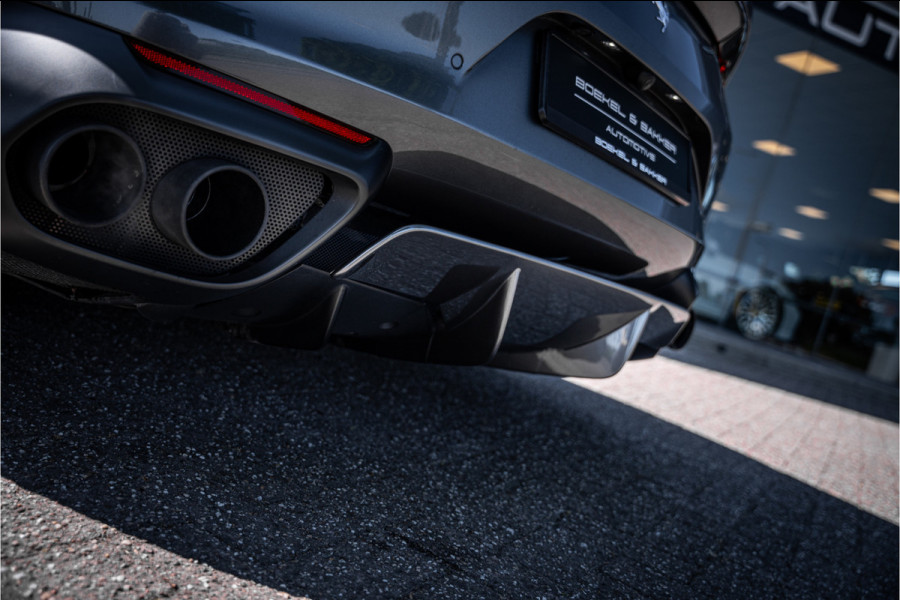 Ferrari 812 6.5 V12 Superfast HELE - Daytona Seats - Carbon - Lift - Pass. Display