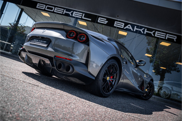 Ferrari 812 6.5 V12 Superfast HELE - Daytona Seats - Carbon - Lift - Pass. Display