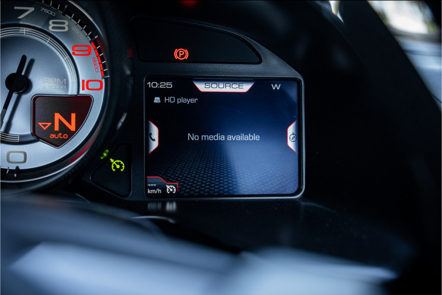 Ferrari 812 6.5 V12 Superfast HELE - Daytona Seats - Carbon - Lift - Pass. Display
