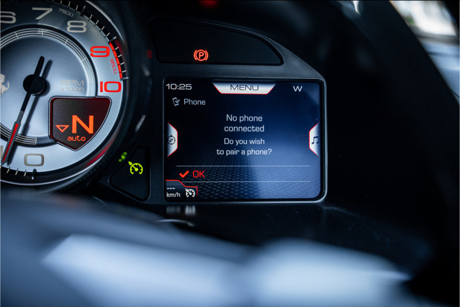Ferrari 812 6.5 V12 Superfast HELE - Daytona Seats - Carbon - Lift - Pass. Display