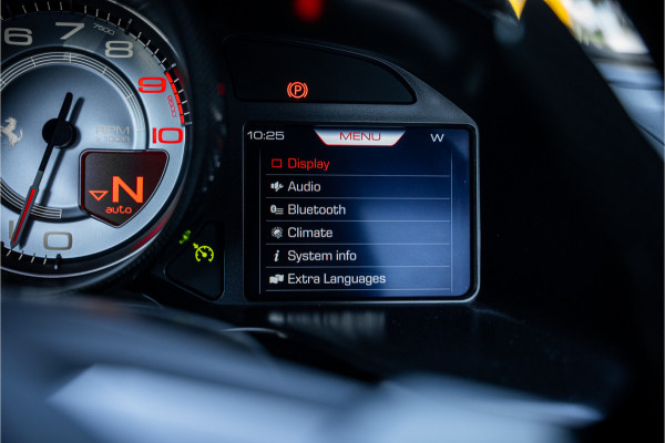Ferrari 812 6.5 V12 Superfast HELE - Daytona Seats - Carbon - Lift - Pass. Display